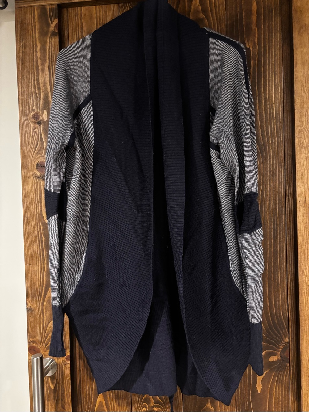 Lululemon Transformation Wrap 10